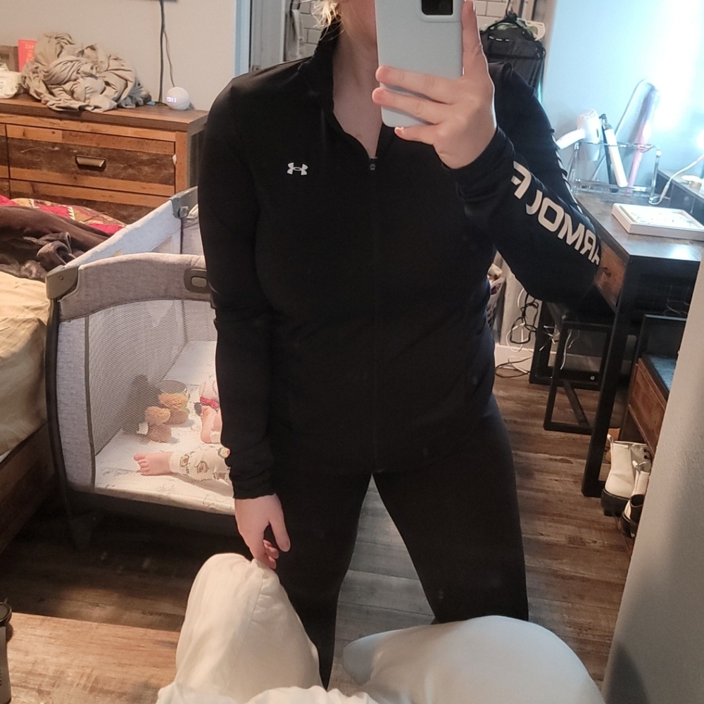 Under armour zip